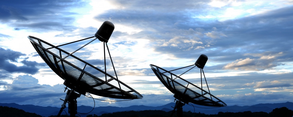 photodune-2856069-satellite-dish-antennas-under-blue-sky-l.jpg photodune-2856069-satellite-dish-antennas-under-blue-sky-l.jpg